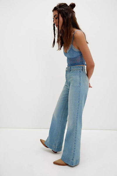 Free People We The Free Cerine Relaxed Bootcut Jeans - Cowgirl Blues