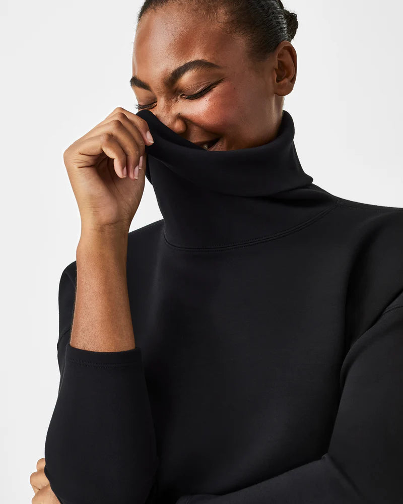 SPANX AirEssential Turtleneck Tunic - Very Black – Davis Country Store