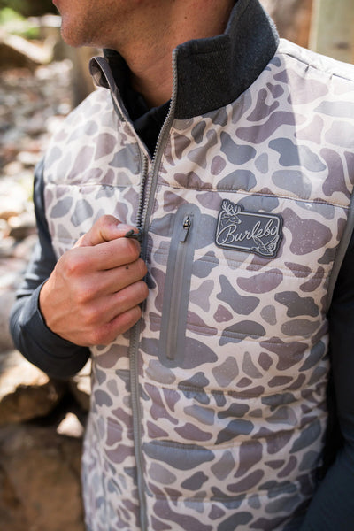 Men’s Burlebo Puffer Vest - Classic Deer Camo