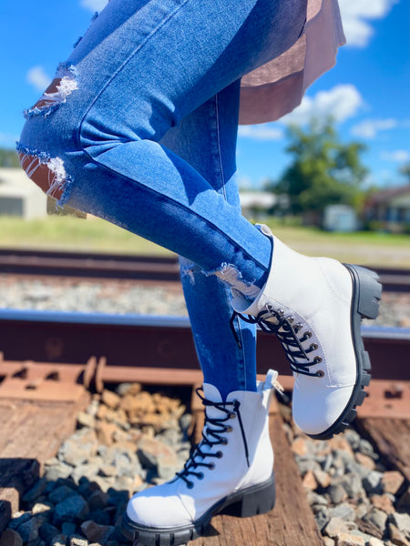 Malta Combat Boot- White