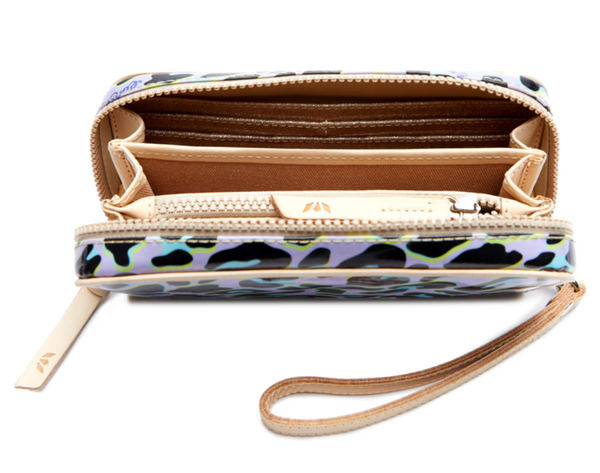 Dee Wristlet Wallet
