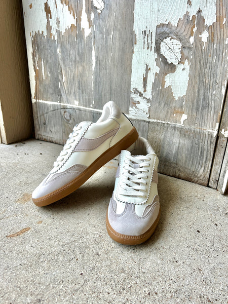 Notice Leather Sneaker - Grey/White