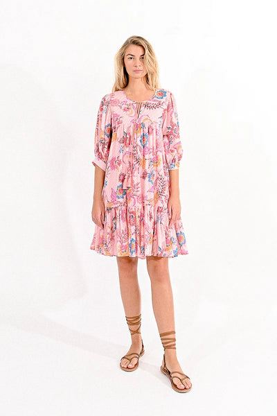 Loose-Fitting Floral Dress