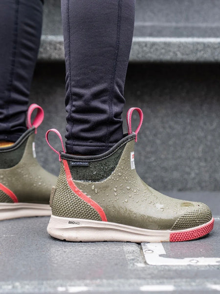 XtraTuf Women’s Ankle Deck Boot Sport - Olive