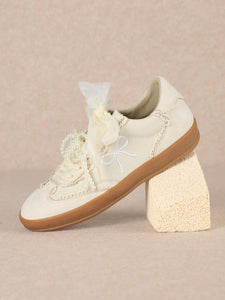 Julie Sneaker - Ivory