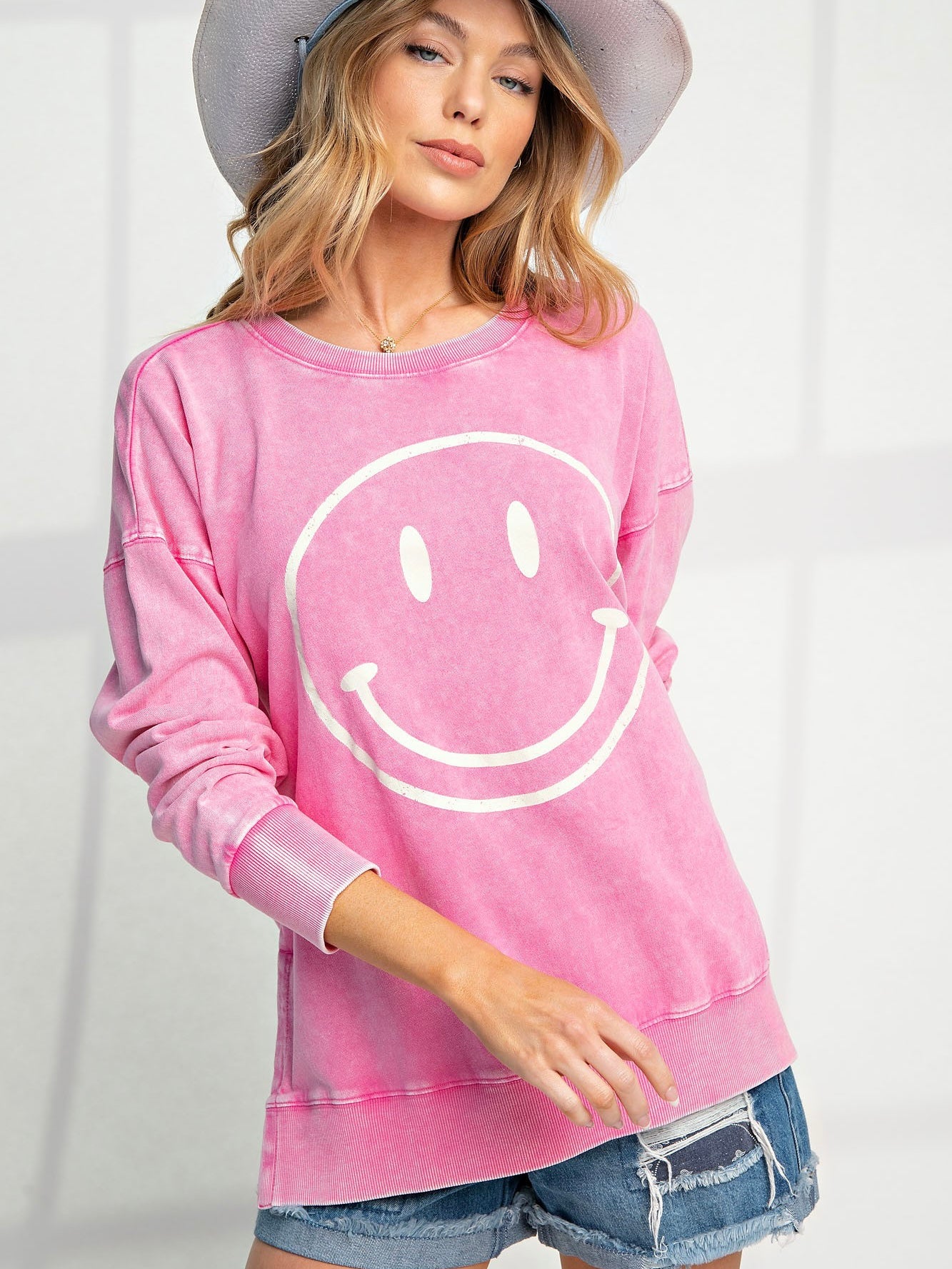 Smile Mineral Wash Pullover