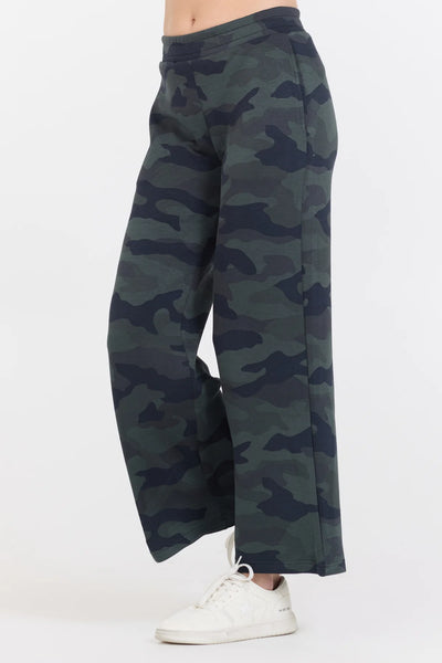 Vintage Havana Cloud Fleece Flare Pants - Onyx Camo