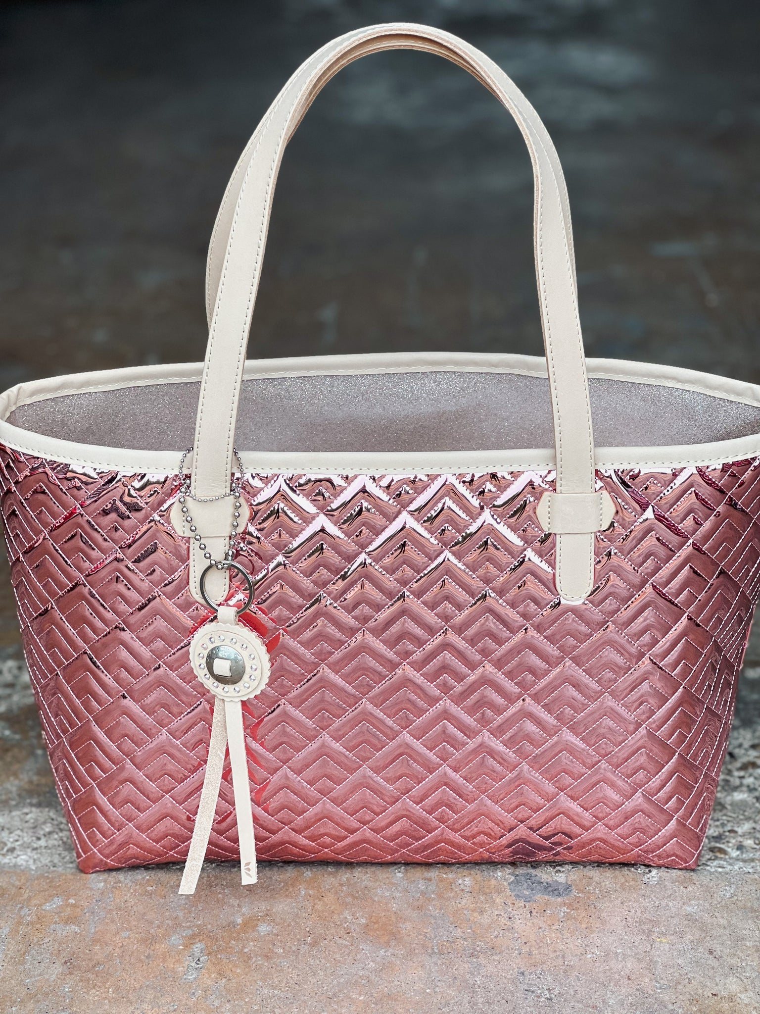 Quinn Big Breezy Tote