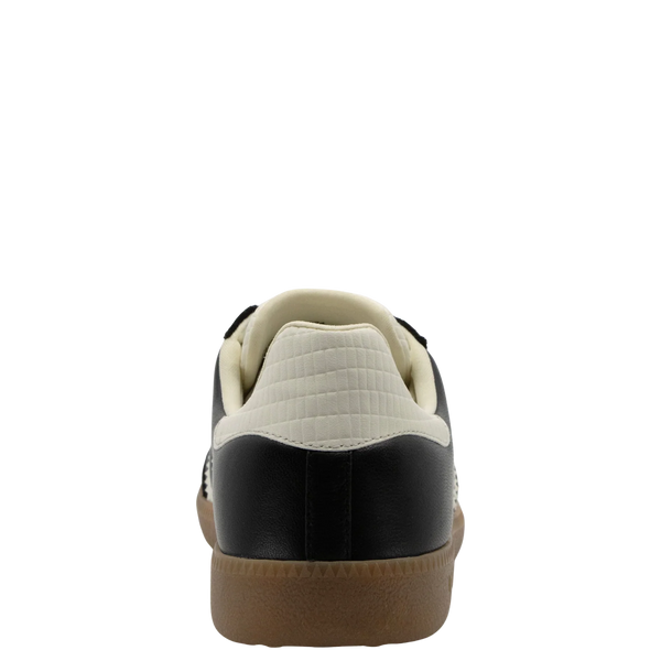 Back 70 CLOUD - Black Milk Sneakers