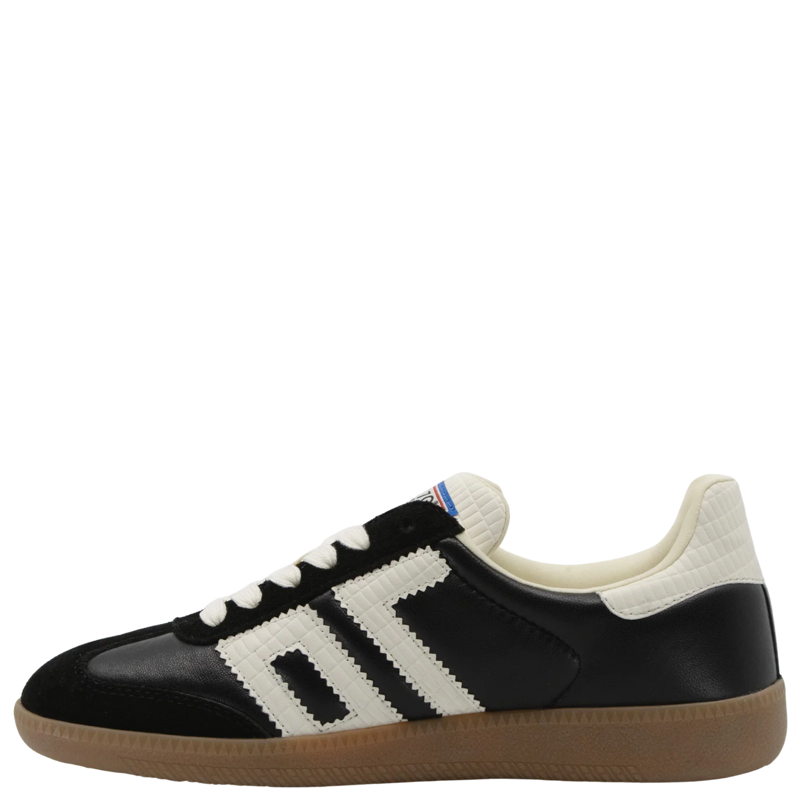 Back 70 CLOUD - Black Milk Sneakers