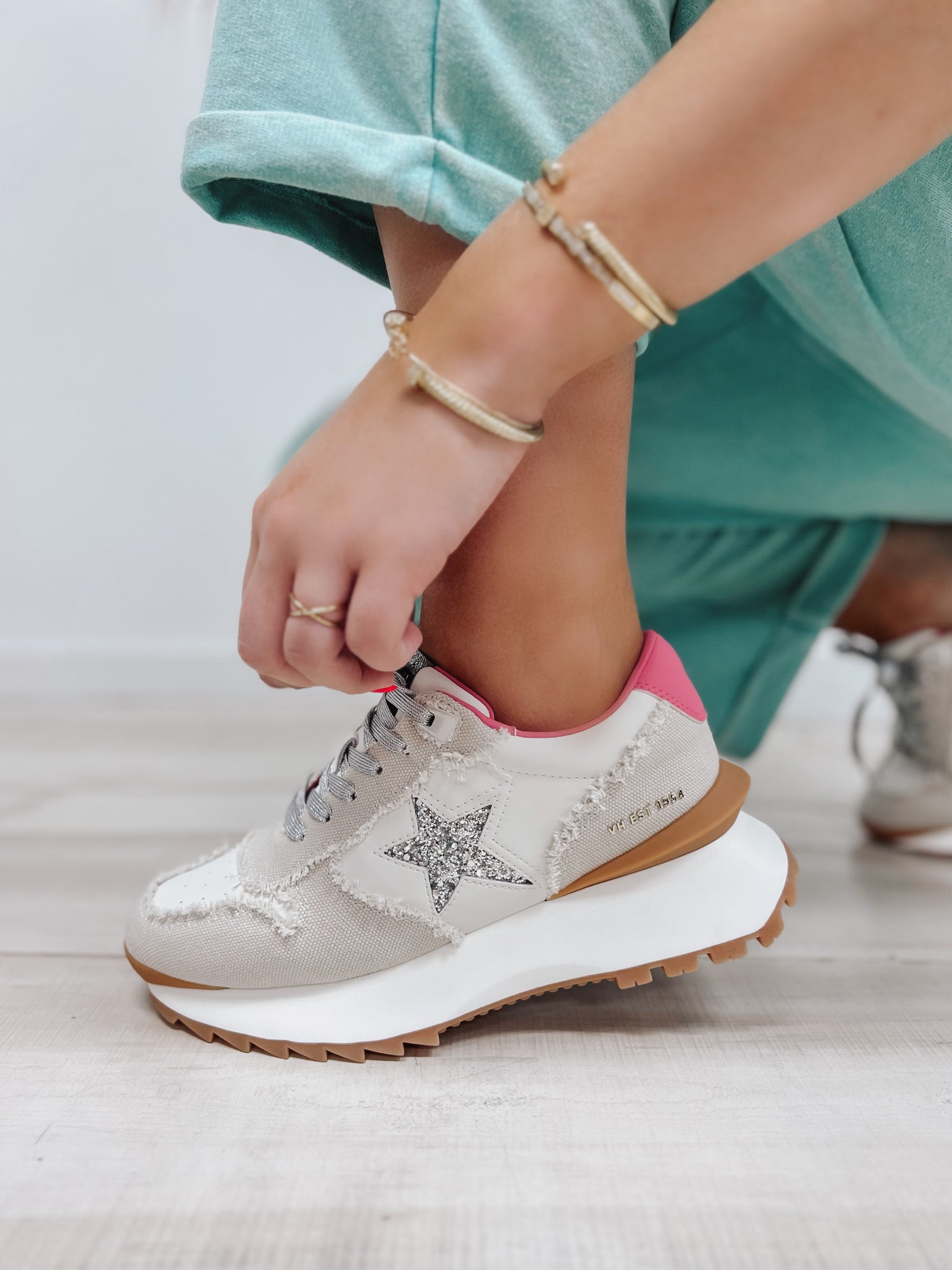 Major Beige Multi Star Sneakers