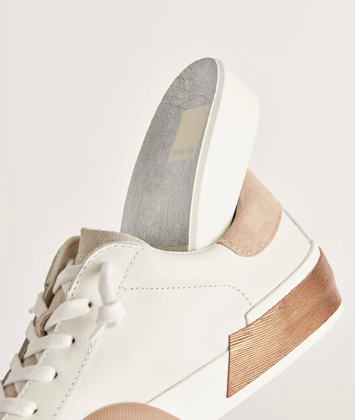 DV Zina Sneakers- White/Tan